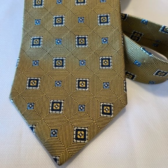 Jos A Bank Silk Tie Gold with Blue Squares - Picture 5 of 6